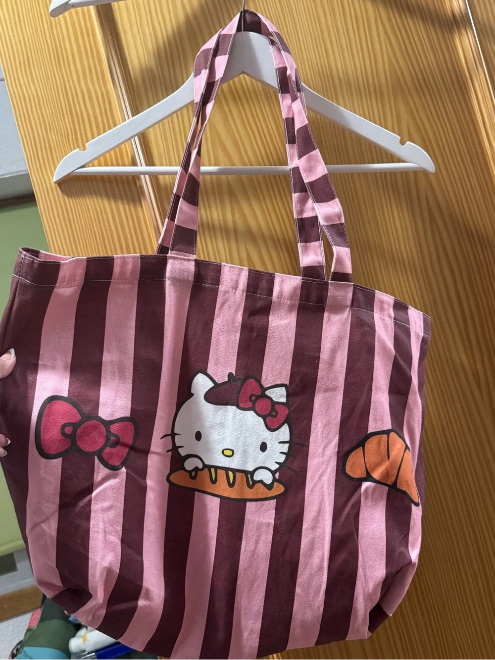 Hello Kitty x Baguett Tote Bag from Paris